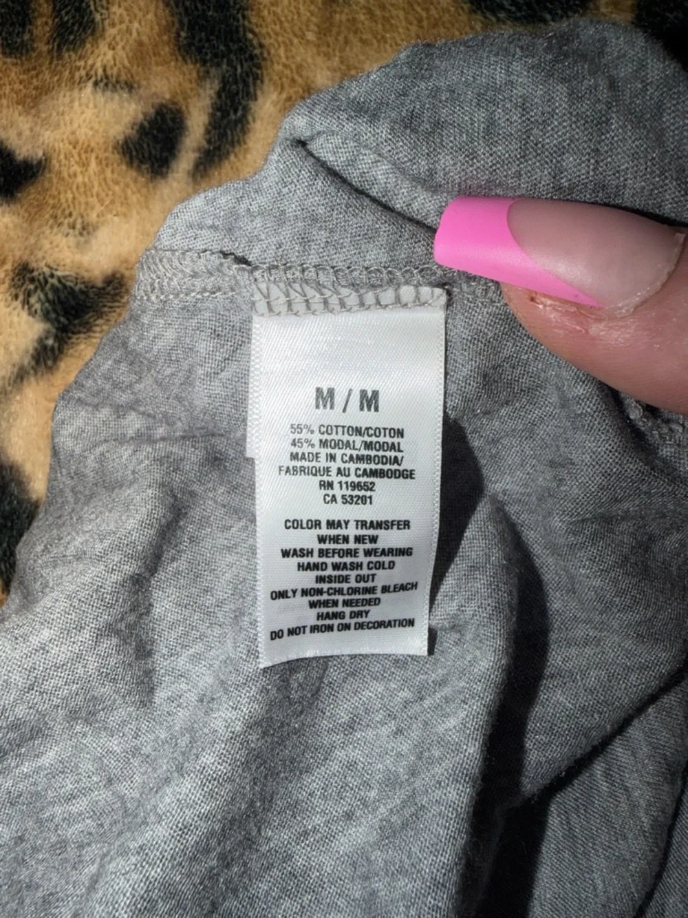 2 Tank Top Bundle - Picture 10 of 10